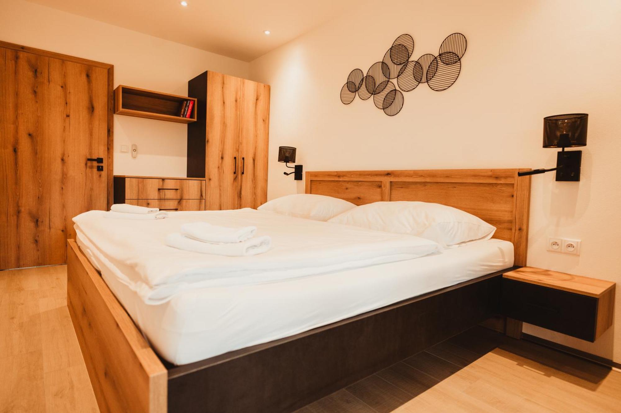 Hotel U Racka Ostrozska Nova Ves Ngoại thất bức ảnh