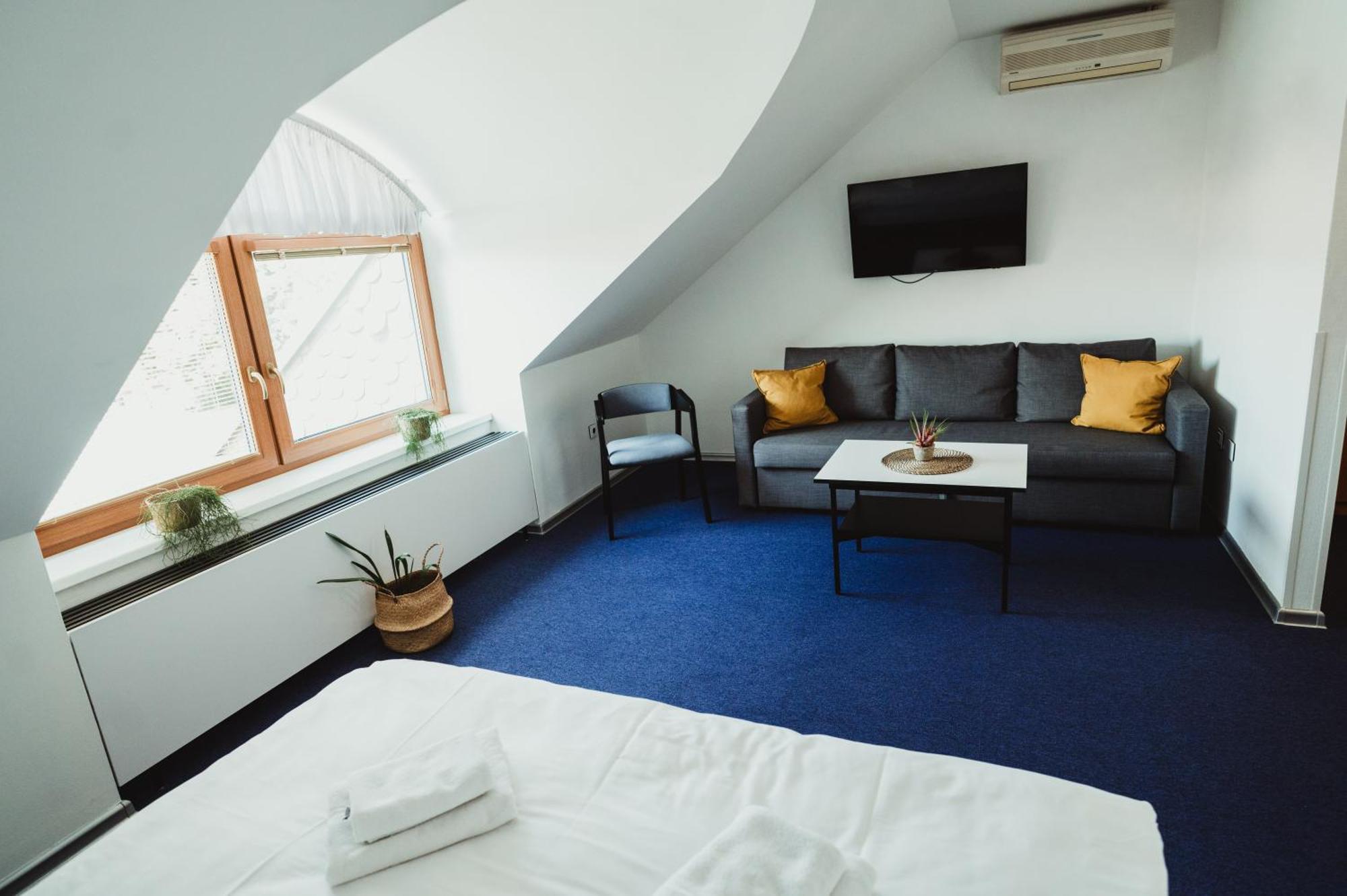 Hotel U Racka Ostrozska Nova Ves Ngoại thất bức ảnh