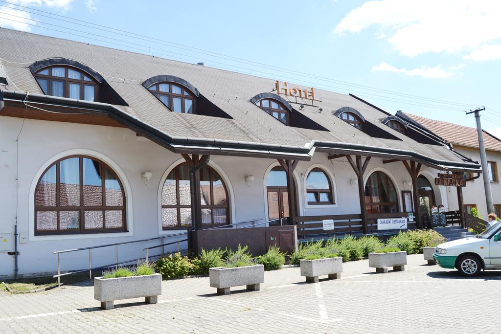 Hotel U Racka Ostrozska Nova Ves Ngoại thất bức ảnh