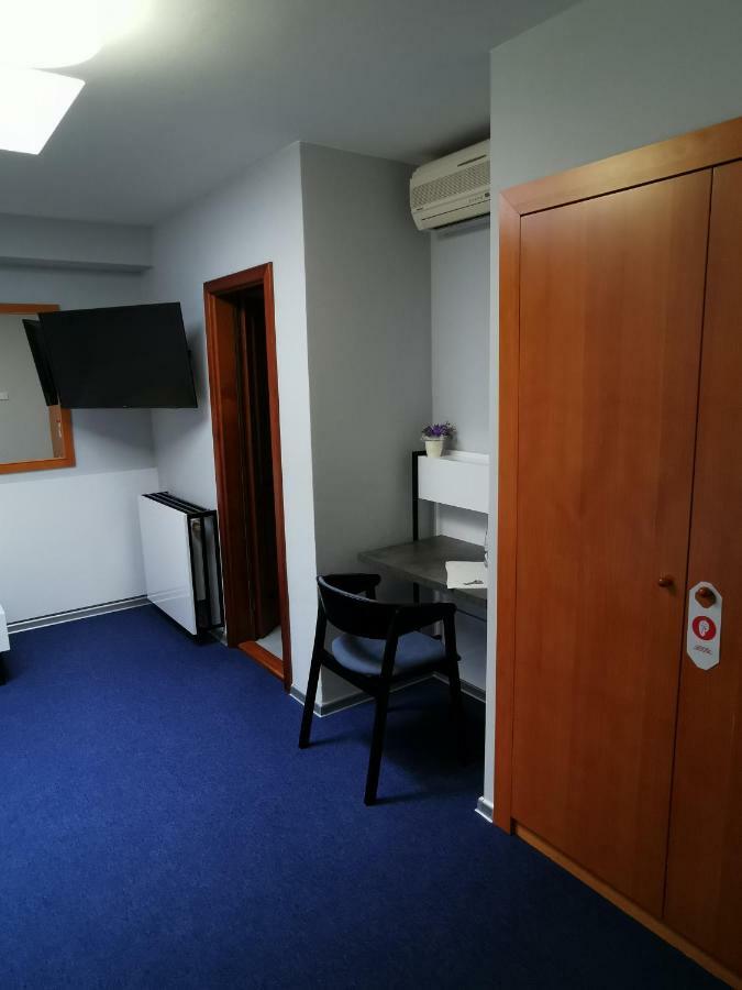 Hotel U Racka Ostrozska Nova Ves Ngoại thất bức ảnh