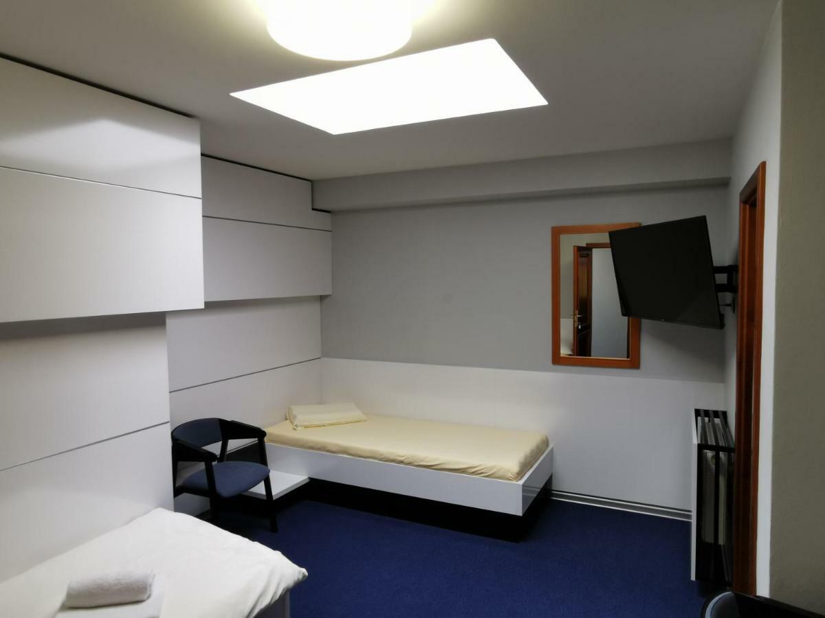 Hotel U Racka Ostrozska Nova Ves Ngoại thất bức ảnh